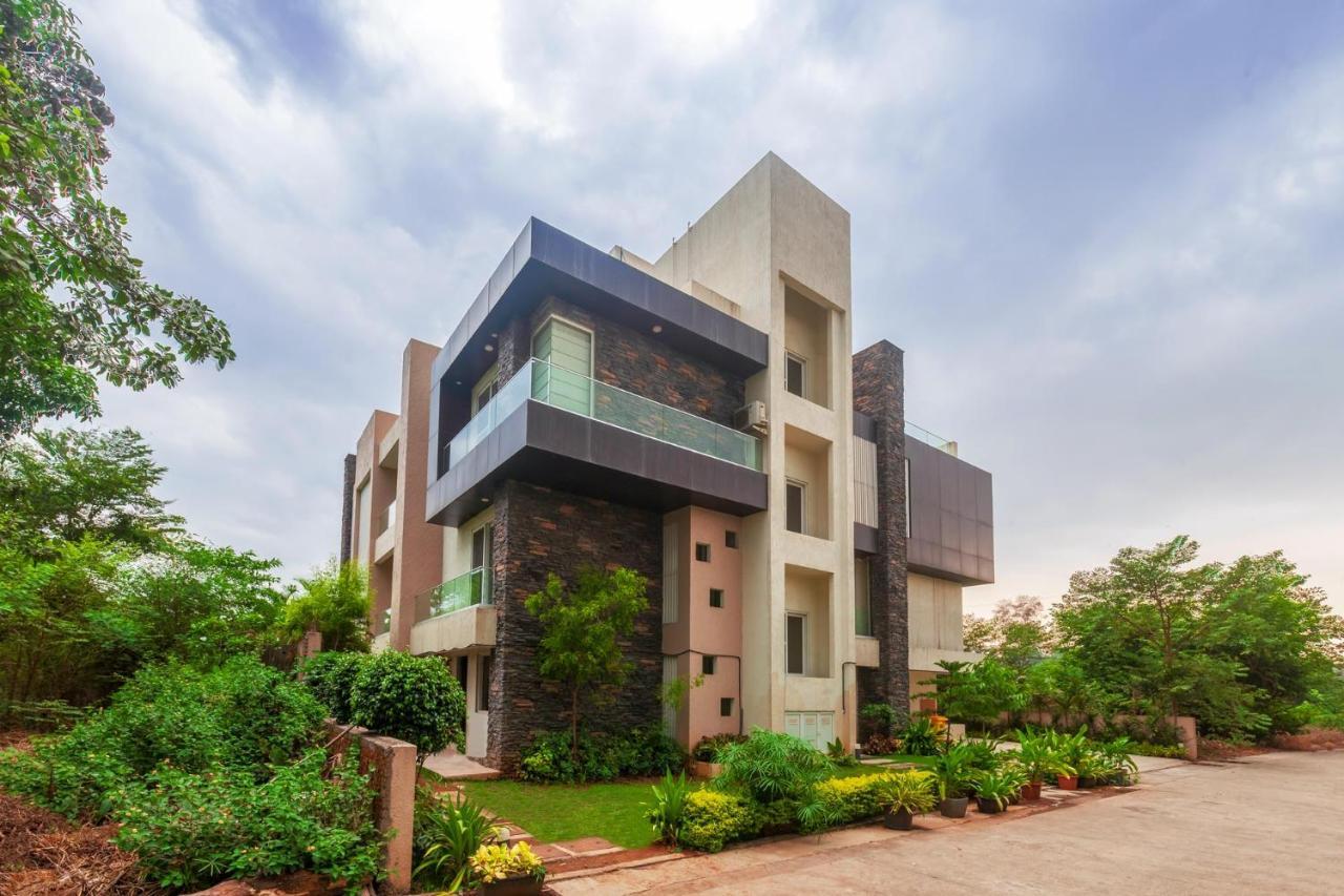 Villa Azul By Stayvista, Offering A Snooker Table, Terrace, Swimming Pool & A Spacious Lawn With A Charming Gazebo For A Perfect Getaway Lonavla Exterior foto